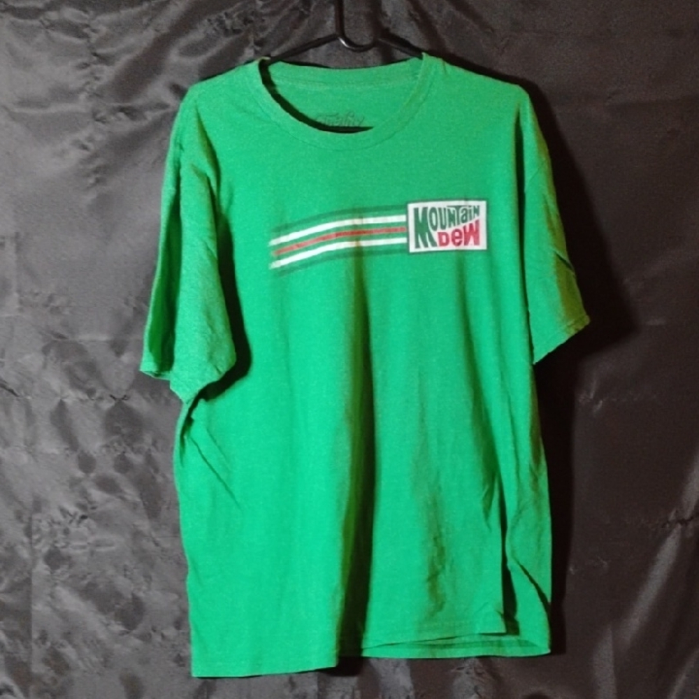 90s Vintage Mountain Dew Green Graphic Tee Sz Xl
